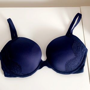 New Victoria’s Secret Bra 34D